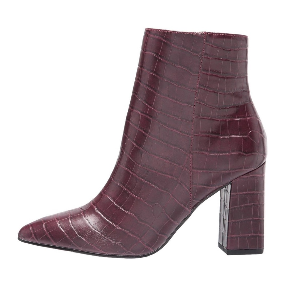 MADDEN GIRL Women’s Burgundy Cushioned Pointed Toe Block Heel Zip Dress Booties.